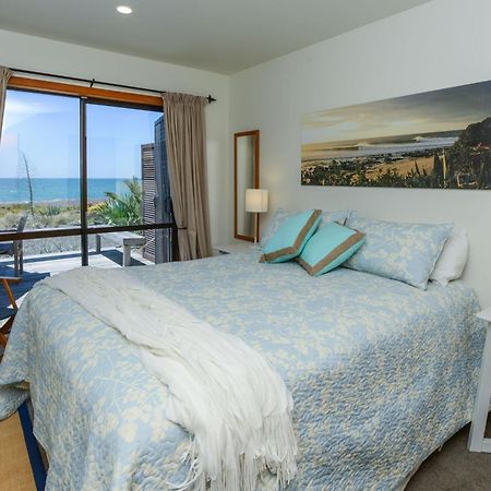 Absolute Beachfront B&B Napier Cameră foto